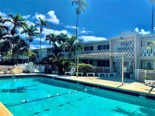 Berkeley Diplomat, 900 Atlantic Shores Blvd #131, Hallandale Beach, Florida 33009, image 1