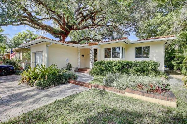 Granada, 427 Majorca Ave, Coral Gables, Florida 33134, image 2