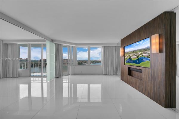 South Pointe Towers, 400 S Pointe Dr #1407, Miami Beach, Florida 33139, image 1