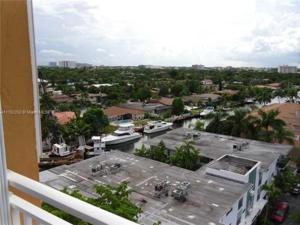 Waterside Towers, 2450 NE 135th St #812, North Miami, Florida 33181, image 1