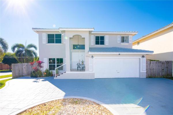 Biscayne Point South, 12102 SW 250th Ter, Princeton, Florida 33032, image 2
