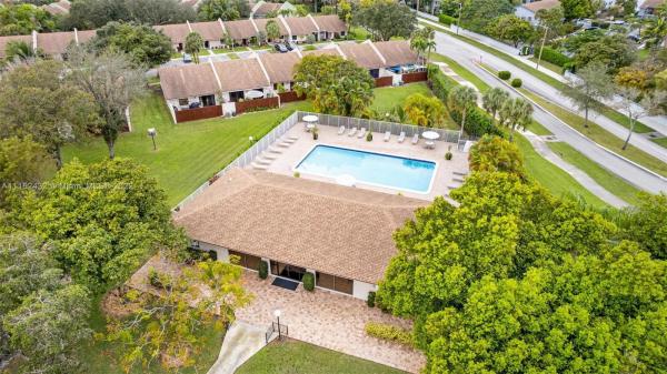 Pines Of Oakland Forest, 2720 S Oakland Forest Dr #802, Oakland Park, Florida 33309, image 1