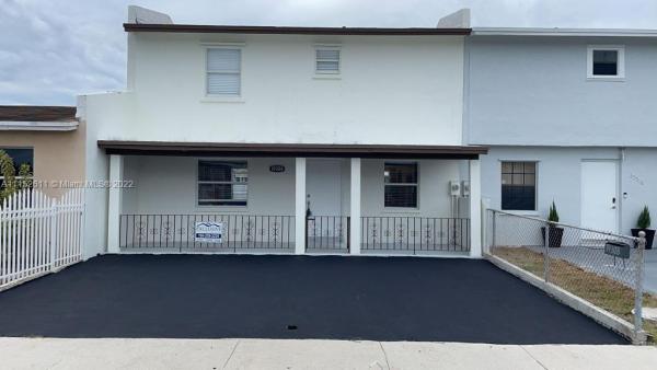 Kings Gardens, 19308 NW 45th Ave, Miami Gardens, Florida 33055, image 2