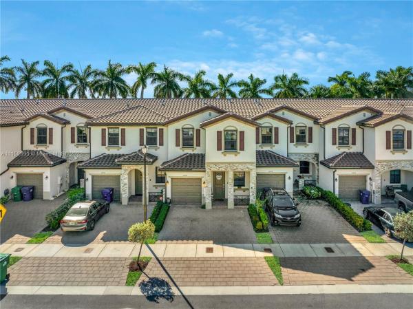 Isola, 11234 SW 250th Ter, Princeton, Florida 33032, image 2