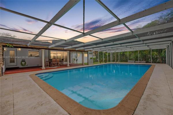 Riviera, 6820 Granada Blvd, Coral Gables, Florida 33146, image 2