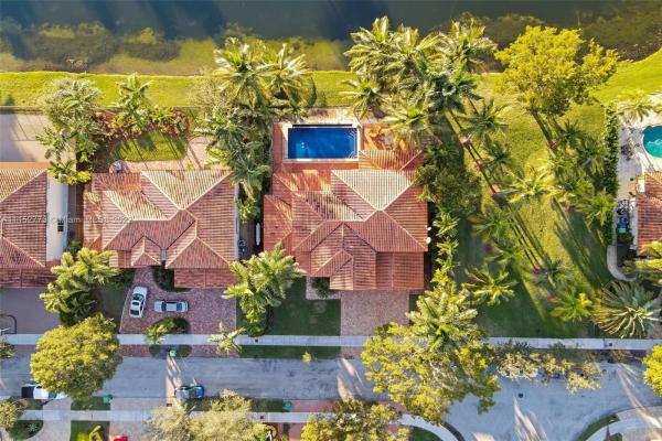 Silvercrest North, Miami Lakes, Florida 33016, image 1