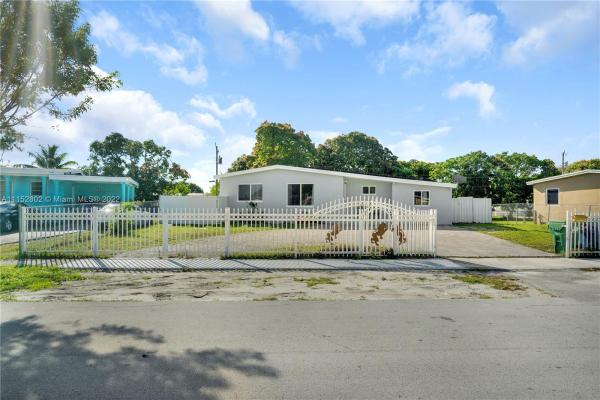 Myrtle Grove, 3430 NW 178th St, Miami Gardens, Florida 33056, image 2