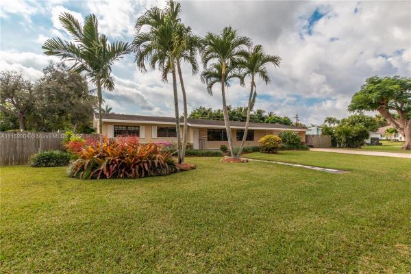 Pine Estates, 8250 SW 93rd St, Kendall, Florida 33156, image 2