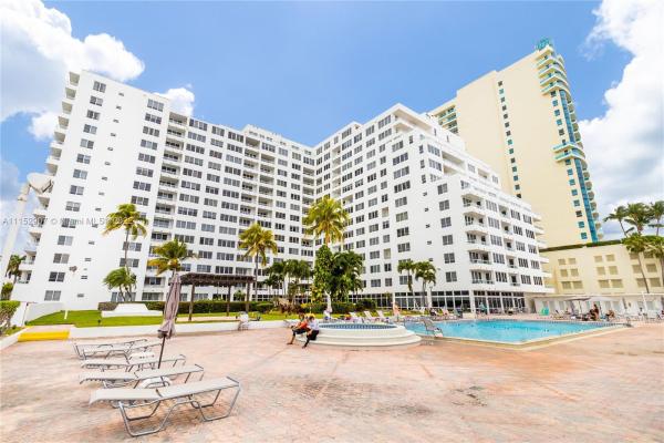The Carriage Club, 5005 Collins Ave #323, Miami Beach, Florida 33140, image 2