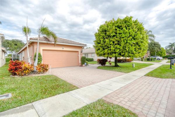 Villa Borghese, 6633 Via Roma, Delray Beach, Florida 33446, image 2