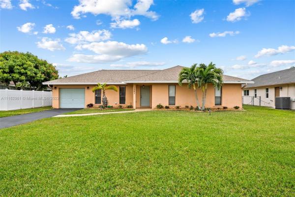 Orange Tree Lakes, 1321 SW 129th Way, Davie, Florida 33325, image 2