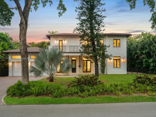 Coral Gables Country Club, 1511 Mendavia Ave, Coral Gables, Florida 33146, image 2
