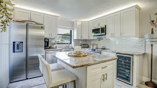 The Pines At Lawnwood, 1458 N Lawnwood Cir #29C, Fort Pierce, Florida 34950, image 2