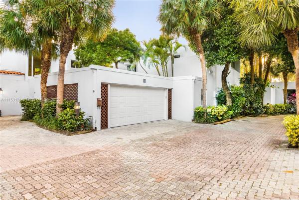 Longview Villas, 2475 S Bayshore Dr #10, Miami, Florida 33133, image 2
