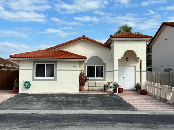 Bel Air, 12351 NW 98th Ct, Hialeah Gardens, Florida 33018, image 1
