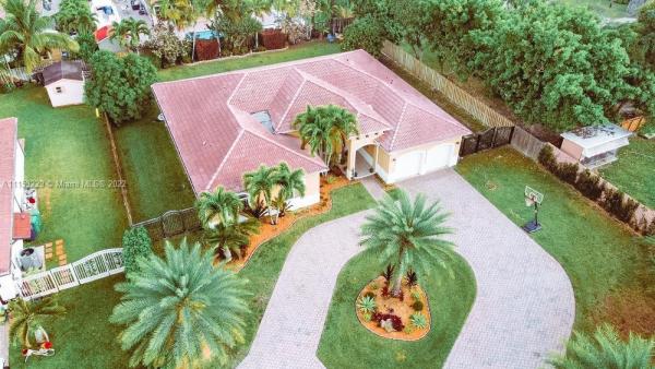 Valencia Acres, 13003 SW 191st Ter, South Miami Heights, Florida 33177, image 2