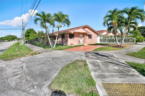Garden Homes, 10445 SW 26th Ter, University Park, Florida 33165, image 2