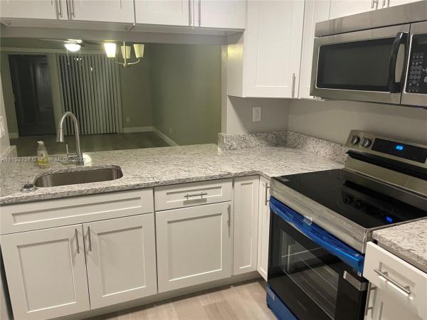 Miramar Club, 3252 Foxcroft Rd #314, Miramar, Florida 33025, image 2