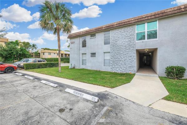Kendall Acres, 10361 N Kendall Dr #B3, Kendall, Florida 33176, image 2