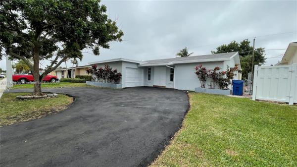Twin Lakes, 11830 NW 29th Mnr, Sunrise, Florida 33323, image 2