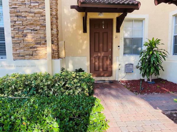 The Shores At Isles Of Bayshore, 9237 SW 227th St #11, Cutler Bay, Florida 33190, image 2