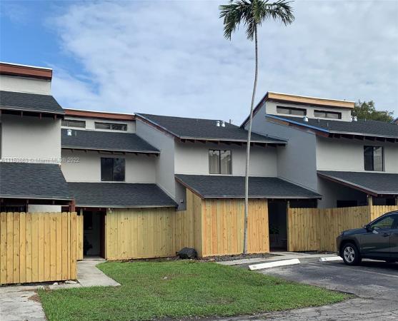 Parkway Grove, 16200 NW 2nd Ave #106, Golden Glades, Florida 33169, image 2