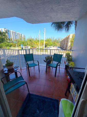 Vista Lake, 4854 NW 7th St #101, Miami, Florida 33126, image 2