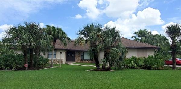 Country Club Estates Of Homestead, 17525 SW 245th Ter, Redland, Florida 33031, image 2
