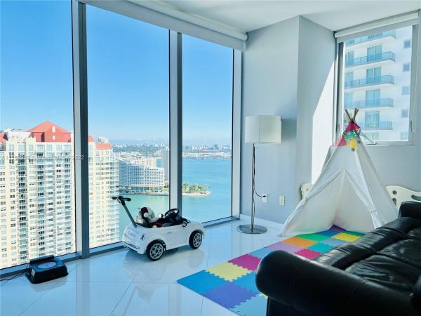 Brickell House, 1300 Brickell Bay Dr #3606, Miami, Florida 33131, image 2
