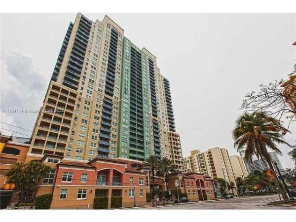 Yacht Club At Portofino, 90 Alton Rd #2207, Miami Beach, Florida 33139, image 1