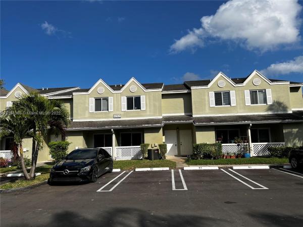 Antigua At Country Club Of Miami, 17505 NW 67th Pl #D-11, Country Club, Florida 33015, image 2