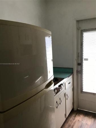 The Beverly Arms, 8132 Harding Ave #2, Miami Beach, Florida 33141, image 2