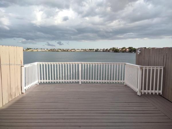 Imperial Villas At Imperial Lake, 12580 NW 11th Ter, Tamiami, Florida 33182, image 1