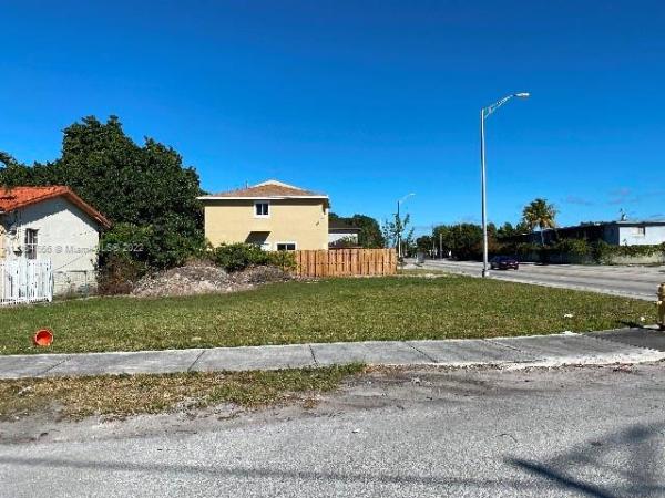Commercial Liberty City, 7302 NW 17th Ave, Gladeview, Florida 33147, image 2