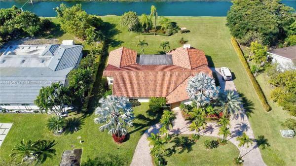 Briar Bay Urban Park, 13140 SW 95th Ave, Kendall, Florida 33176, image 2