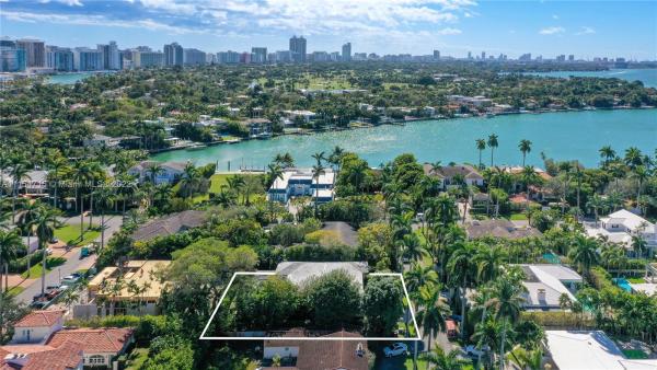 La Gorce Island, 6635 Windsor Ln, Miami Beach, Florida 33141, image 1
