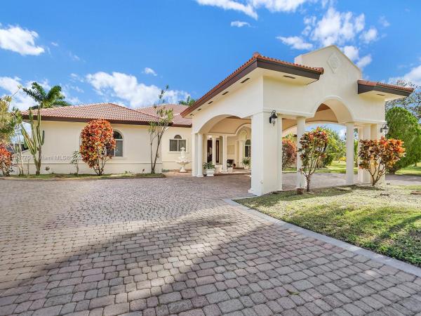 Redland No HOA, 20581 SW 140th Ave, Redland, Florida 33177, image 1