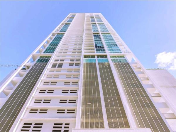 Ten Museum Park Residential, 1040 BISCAYNE BLVD #3906, Miami, Florida 33132, image 2