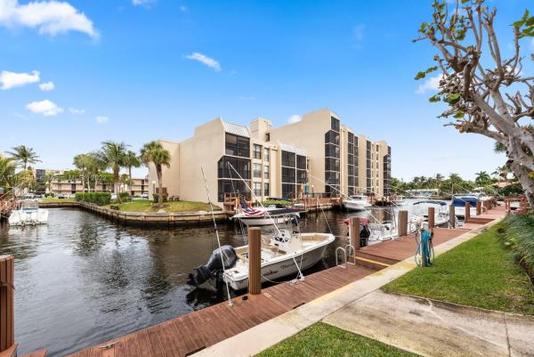 Boca Bayou, 17 Royal Palm Way #1010, Boca Raton, Florida 33432, image 2