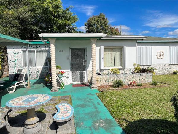 Biscayne River Gardens, 2561 NW 152nd St, Miami Gardens, Florida 33054, image 2