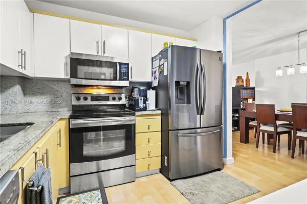 The Clipper At Biscayne Cove, 18151 NE 31st Ct #1614, Aventura, Florida 33160, image 2