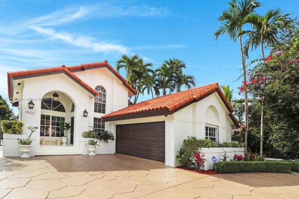 New Shenandoah, 1922 SW 24th St, Miami, Florida 33145, image 2