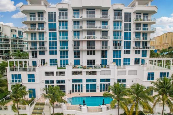 3030 Aventura, 3030 NE 188th St #701, Aventura, Florida 33180, image 2