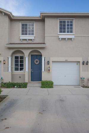 Walden Townhomes, 1411 NW 214th Ter, Miami Gardens, Florida 33169, image 2