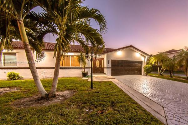 Oakwood Estates At The Hammocks, 15882 SW 105th St, The Hammocks, Florida 33196, image 1