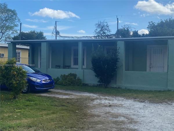 915 NW 15th St, Unincorporated Dade County, Florida 33034, image 2