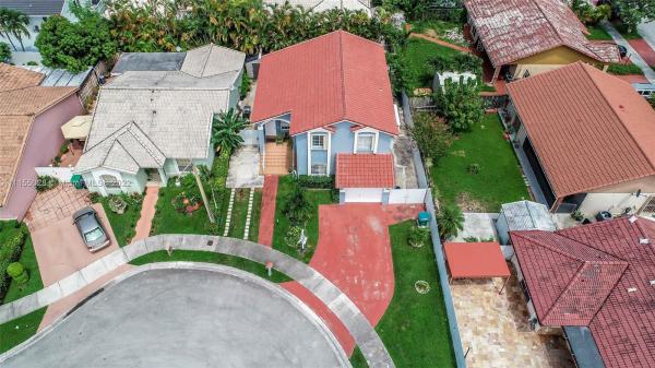 1081 SW 142nd Ct, Unincorporated Dade County, Florida 33184, image 2
