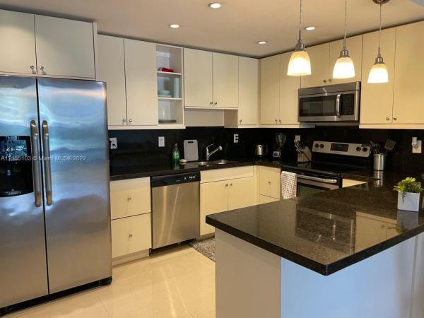 Ocean Reserve, 19370 Collins #205, Sunny Isles Beach, Florida 33160, image 2