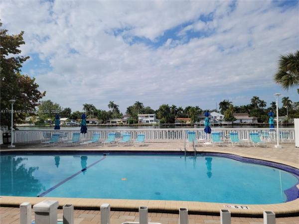 Island Place At North Bay Village, 1455 N Treasure Dr #4K, North Bay Village, Florida 33141, image 1