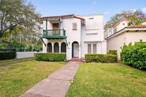 Granada, 743 Alhambra Cir, Coral Gables, Florida 33134, image 2